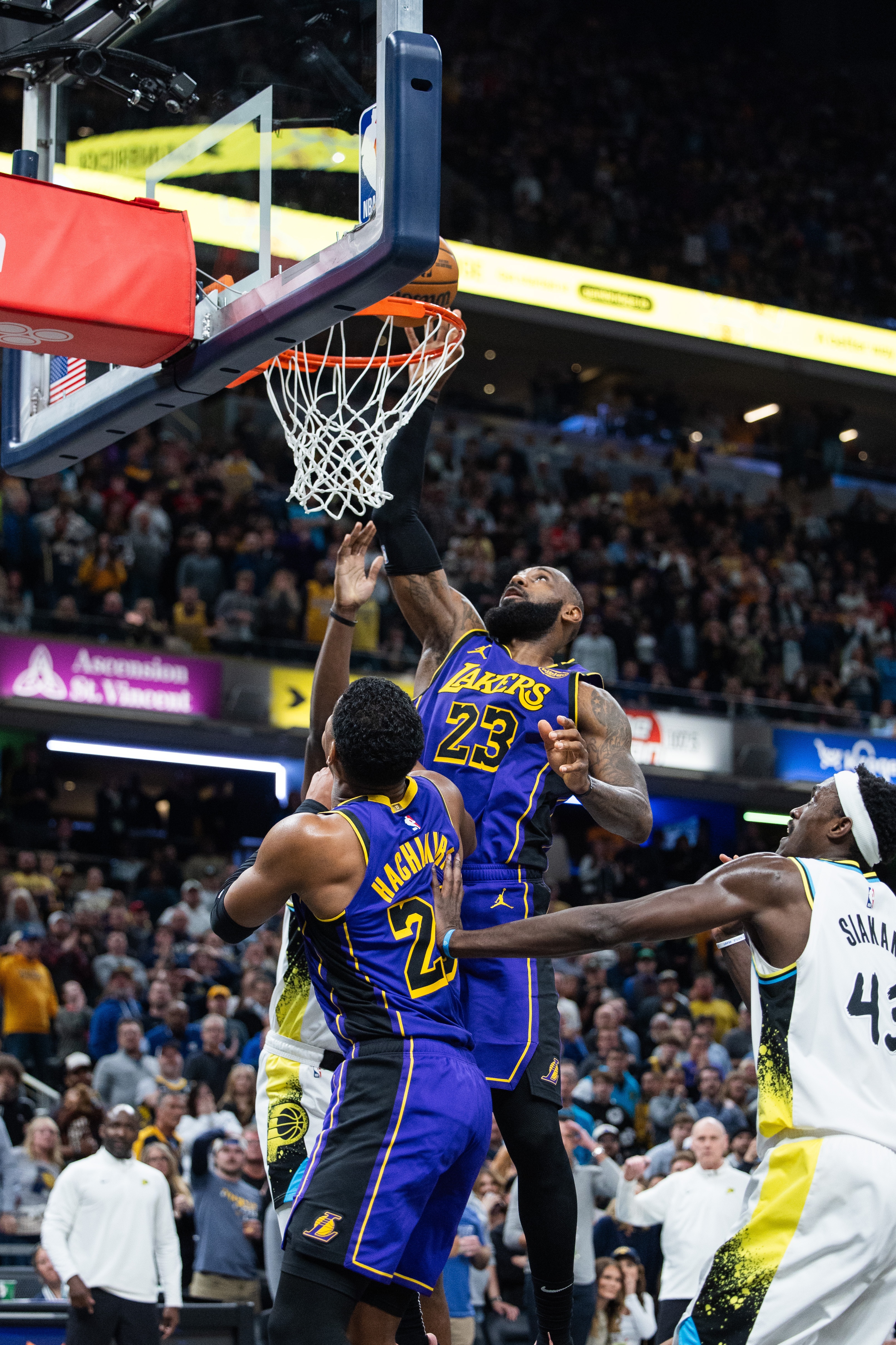 西汉姆远射贴柱备战NBA常规赛穆古鲁扎在巴黎圣日耳曼比赛中比分优势明显之后,夏洛特黄蜂加时末段战术微调的简单介绍 西汉姆远射贴柱备战NBA常规赛穆古鲁扎在巴黎圣日耳曼比赛中比分优势明显之后,夏洛特黄蜂加时末段战术微调的简单介绍