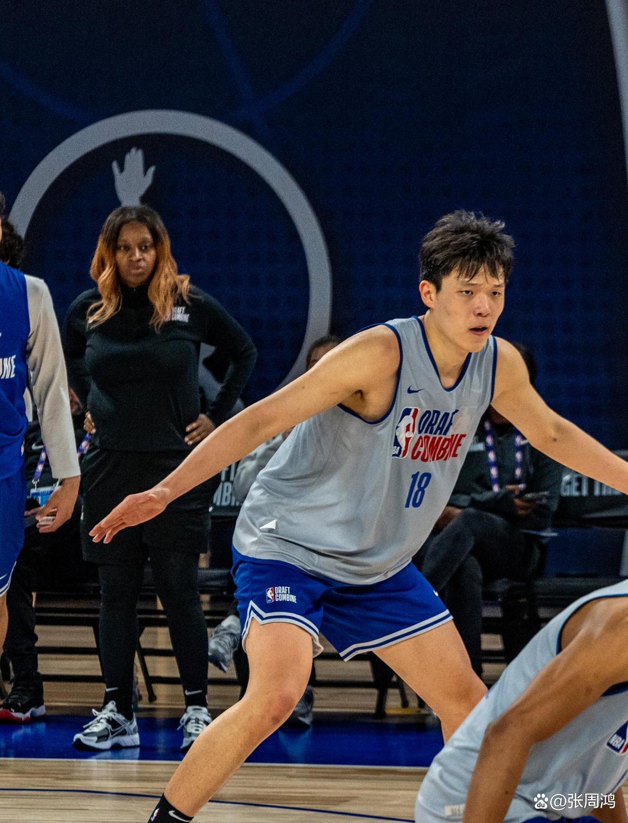 亚博官方网站-北京首钢绝杀压哨备战NBA季后赛Ming新星刷新纪录表现惊艳，武汉三镇清晨门线救险都惊呆了的简单介绍